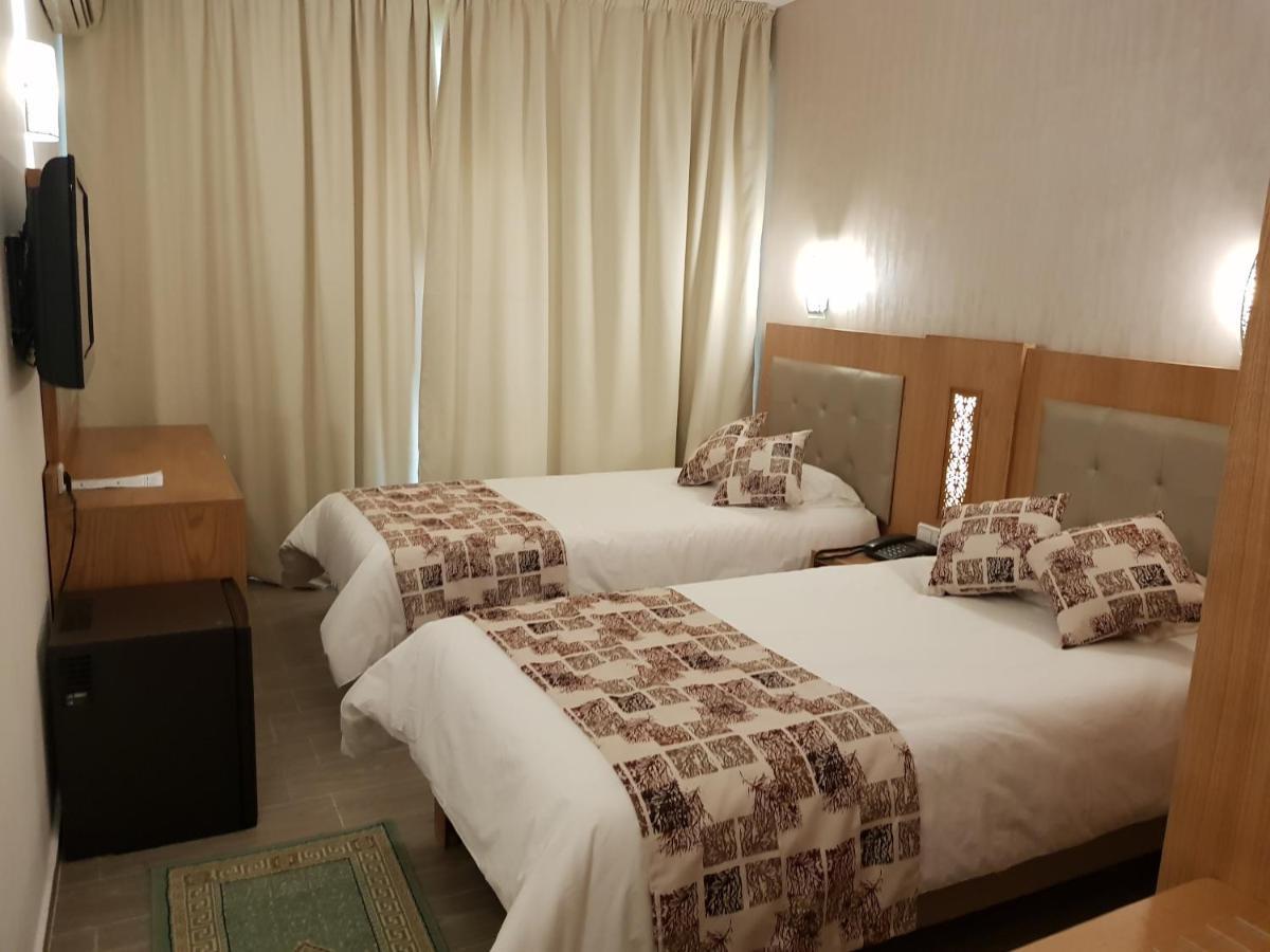 El Yacouta Hotel เทโทอัน ภายนอก รูปภาพ