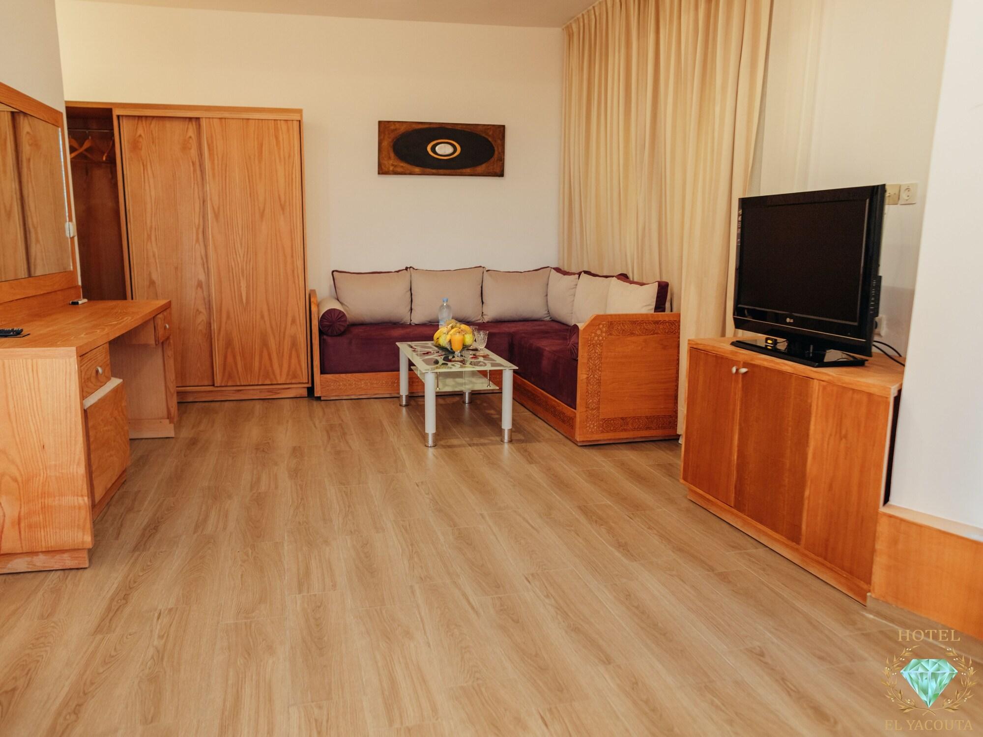 El Yacouta Hotel เทโทอัน ภายนอก รูปภาพ