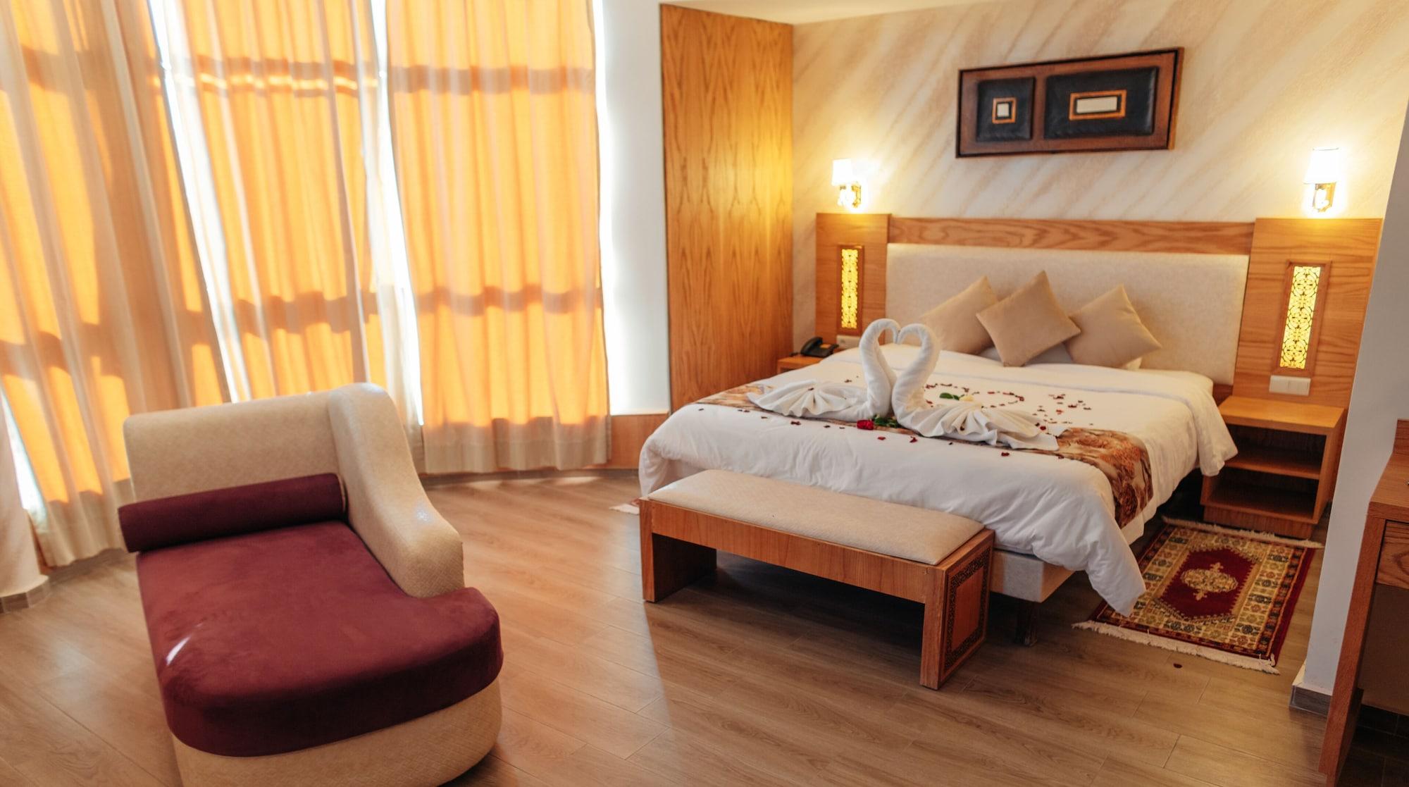 El Yacouta Hotel เทโทอัน ภายนอก รูปภาพ