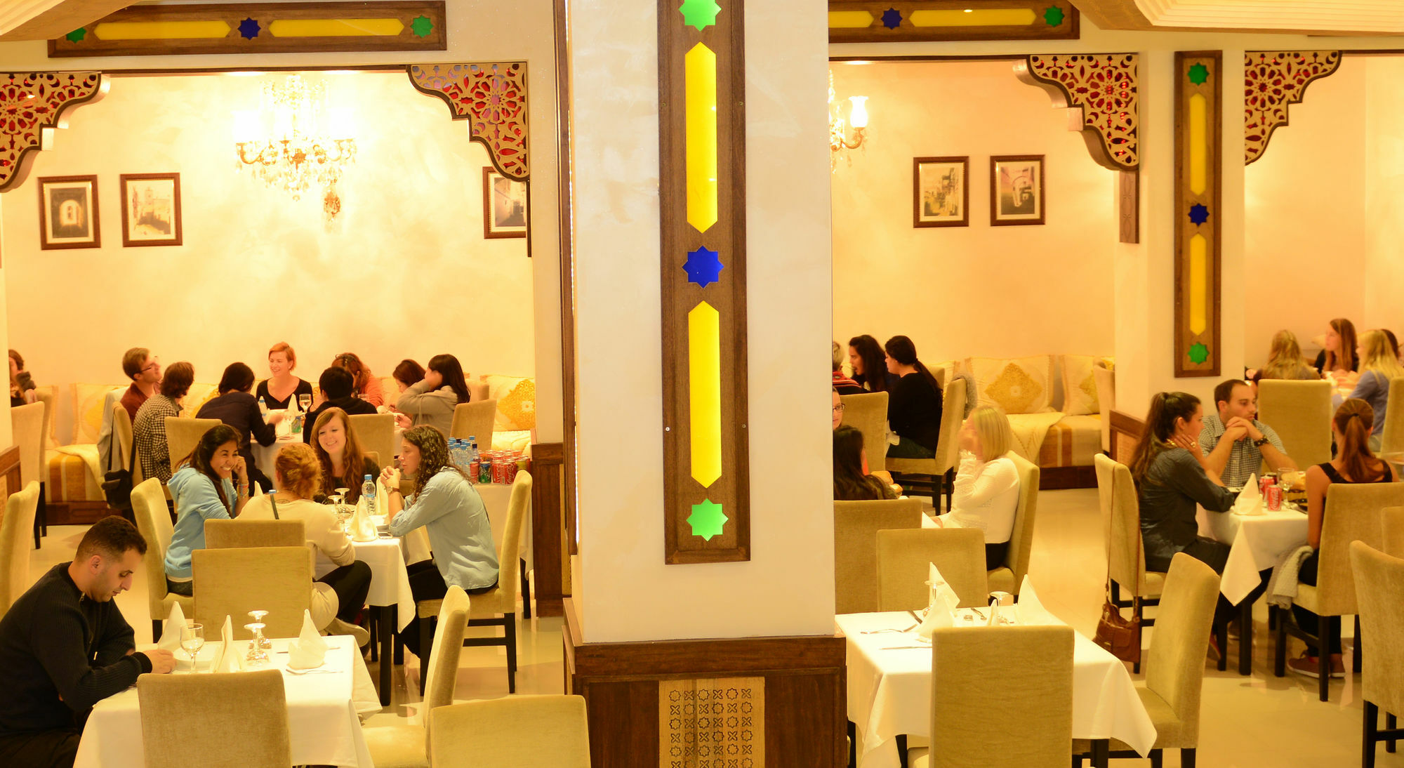 El Yacouta Hotel เทโทอัน ภายนอก รูปภาพ
